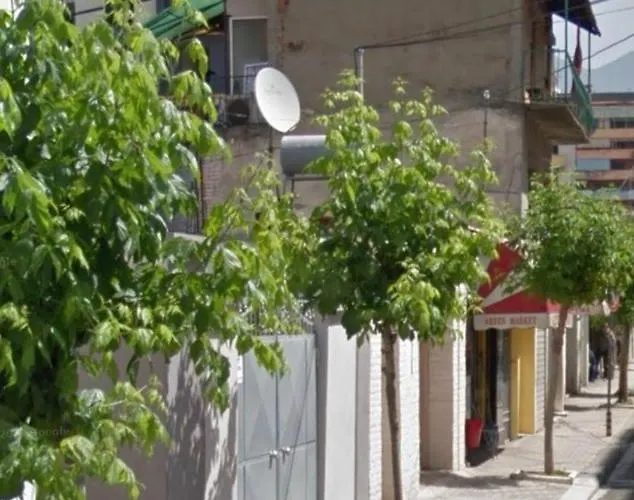Appartamento A Cheerful With Free Parking Space Tirana